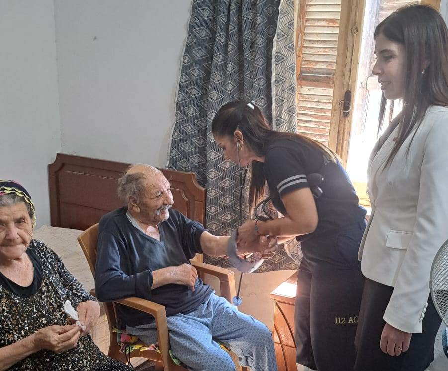 Altuğra: “Sen Gelemezsen Biz Geliriz” projesiyle sağlık hizmetine ulaşamayan dezavantajlı bireylerin ayağına sağlık hizmetini götürüyoruz