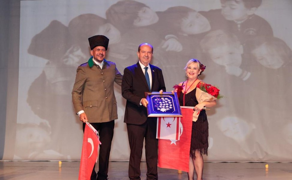 “Kıbrıs Türkü yıllardan beri Anadolu’dan ve Ulu Önder Mustafa Kemal Atatürk’ten aldığı ilhamla özgürlüğünü ve bağımsızlığını kazanabilmiştir”