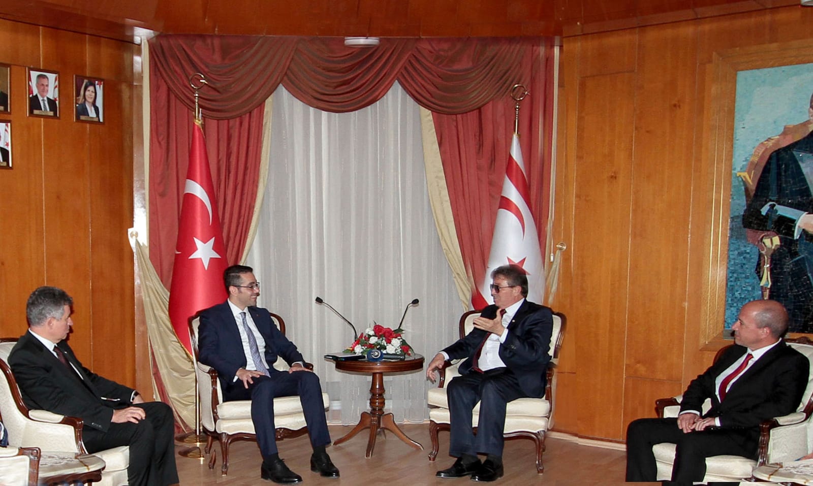 Başbakan Üstel, Türkiye Cumhuriyeti Dışişleri Bakan Yardımcısı Serim’i kabul etti