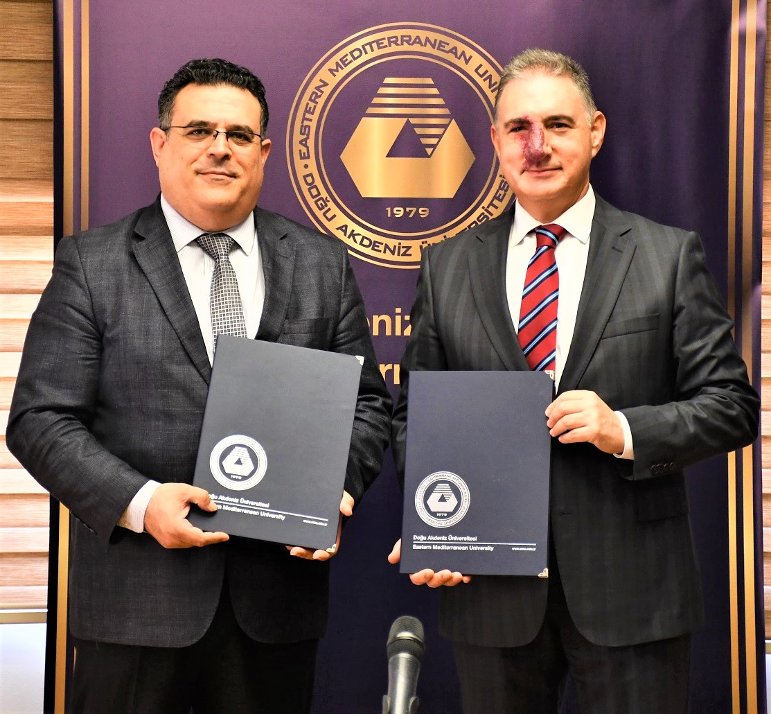 KOOPBANK üç DAÜ öğrencisine burs sağlayacak