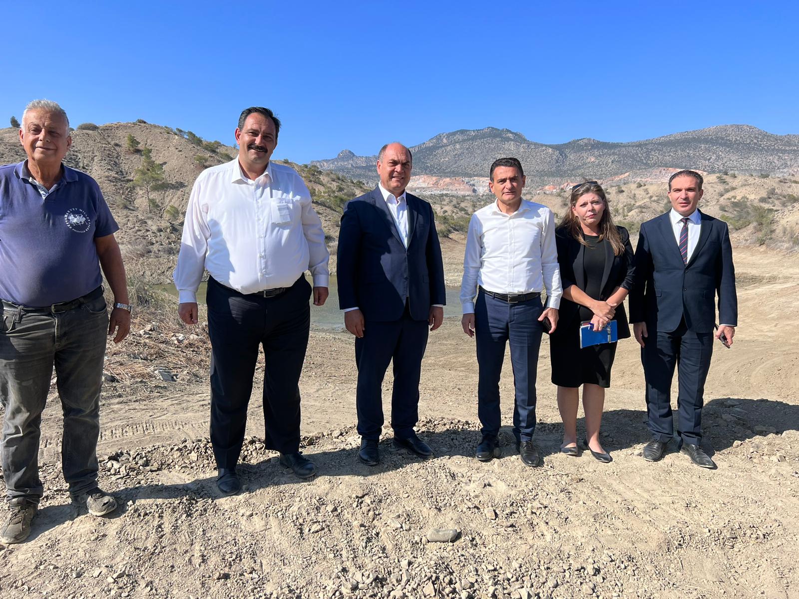 Bakan Oğuz, Değirmenlik Çataldere Göleti’nin ıslah çalışmalarını yerinde inceledi