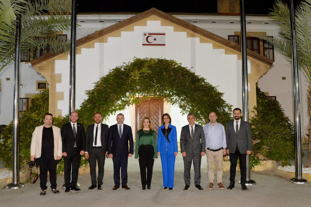 Cumhurbaşkanı Tatar, Yalova belediye başkan vekili ve beraberindeki heyeti kabul etti