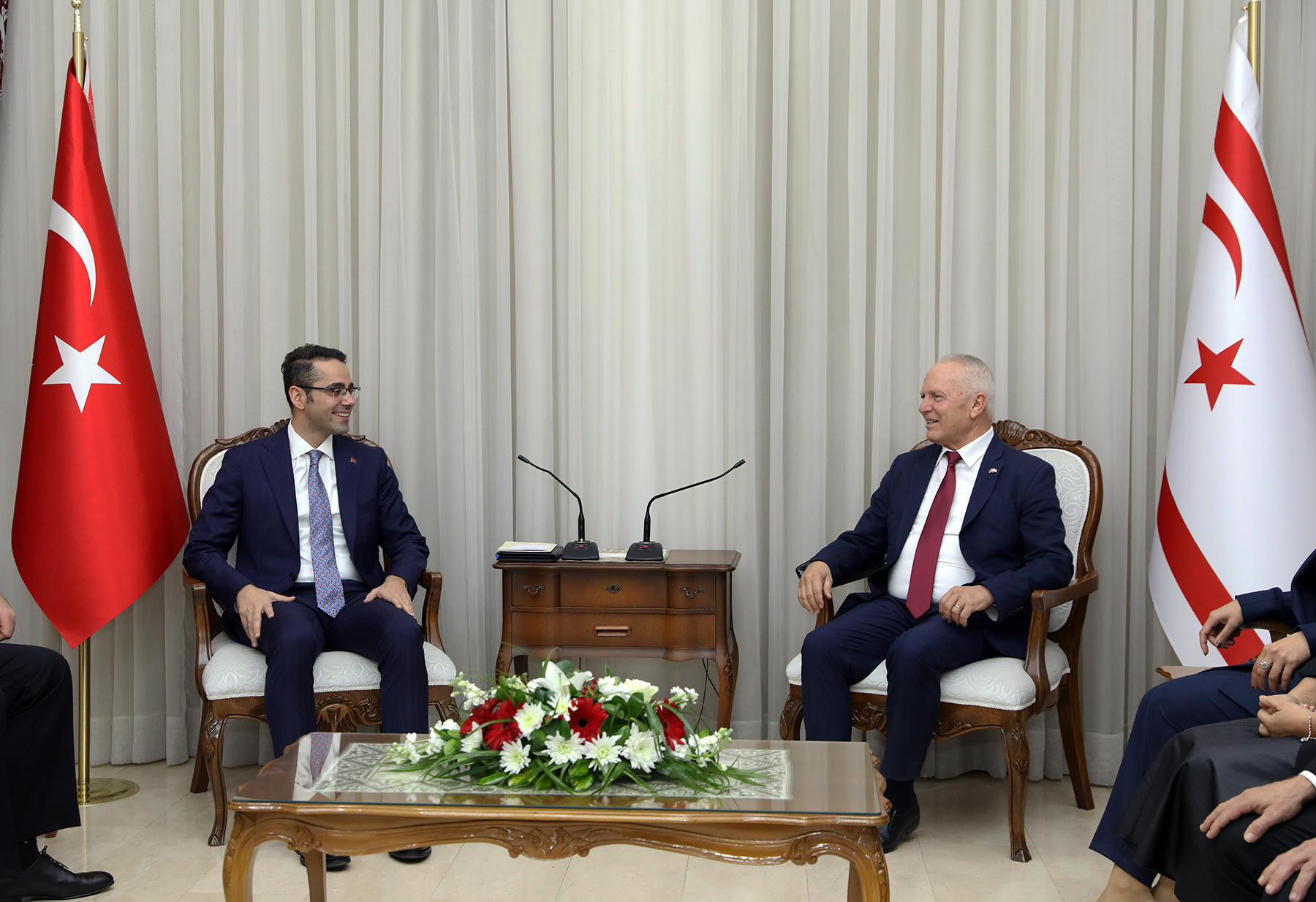 Cumhuriyet Meclisi Başkanı Töre, Türkiye Dışişleri Bakan Yardımcısı Serim’i kabul etti