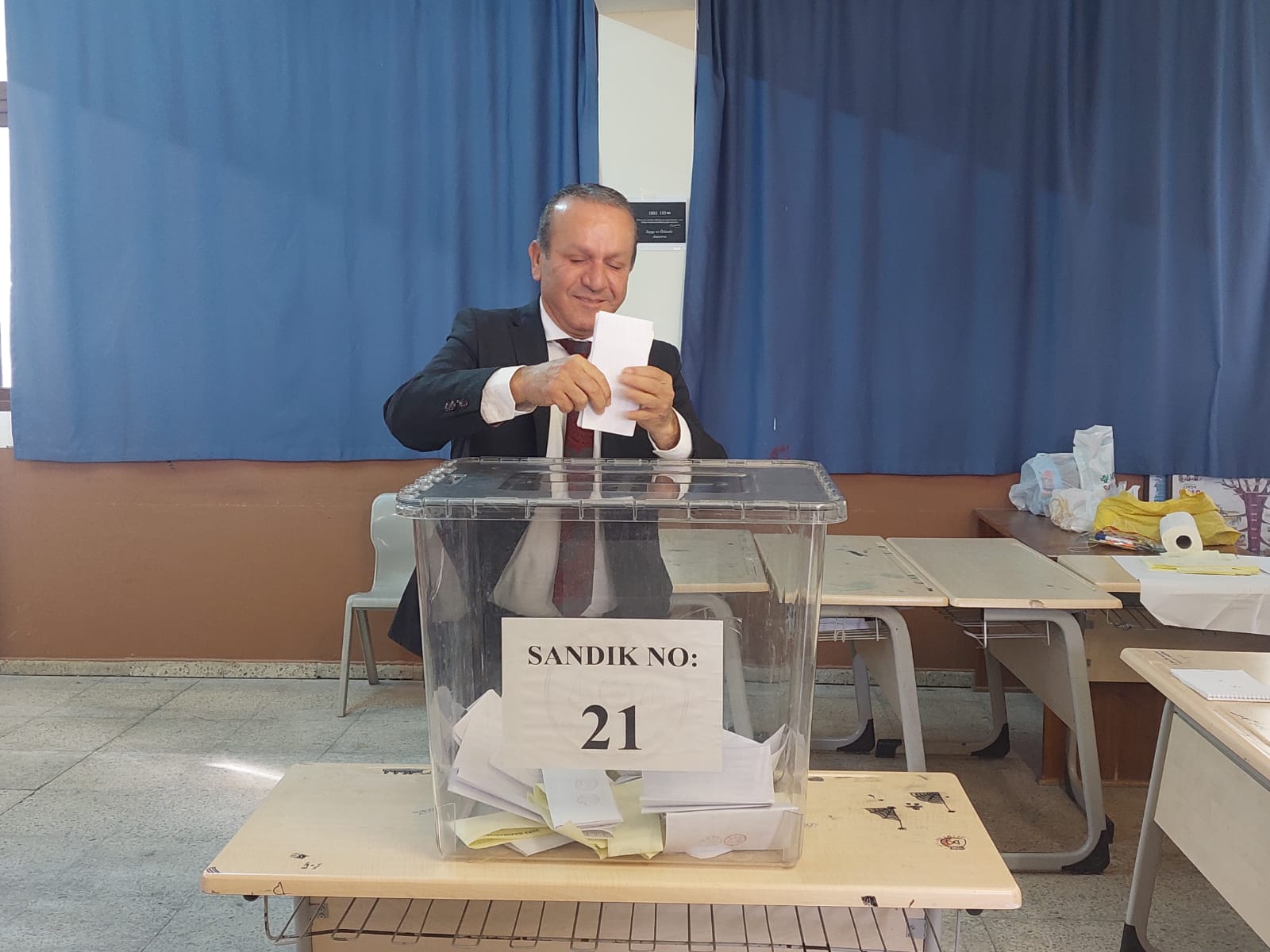 Ataoğlu, oyunu Namık Kemal Lisesi’nde kullandı