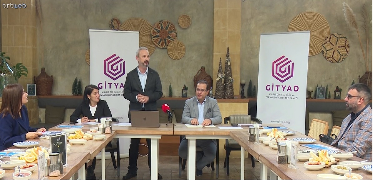 “Kuzey Kıbrıs’ın Dijital Dönüşümü Fintek Zirvesi”ne ilişkin toplantı düzenlendi