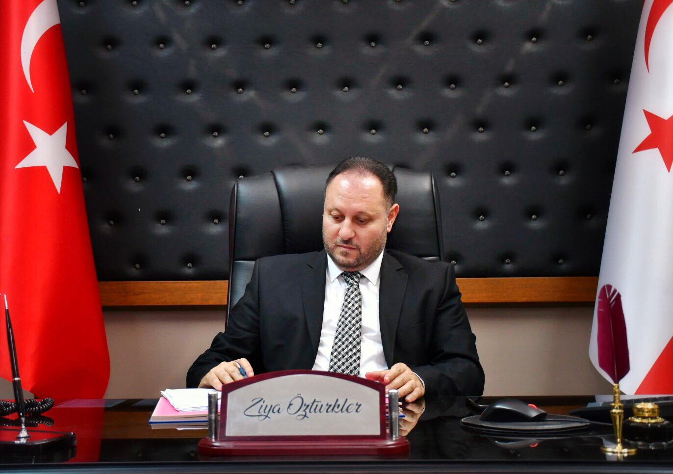 Öztürkler:Gelecek kuşaklara sahip çıkmak, bizler için göğsünü siper etmiş şehitlerimize karşı boynumuzun borcudur
