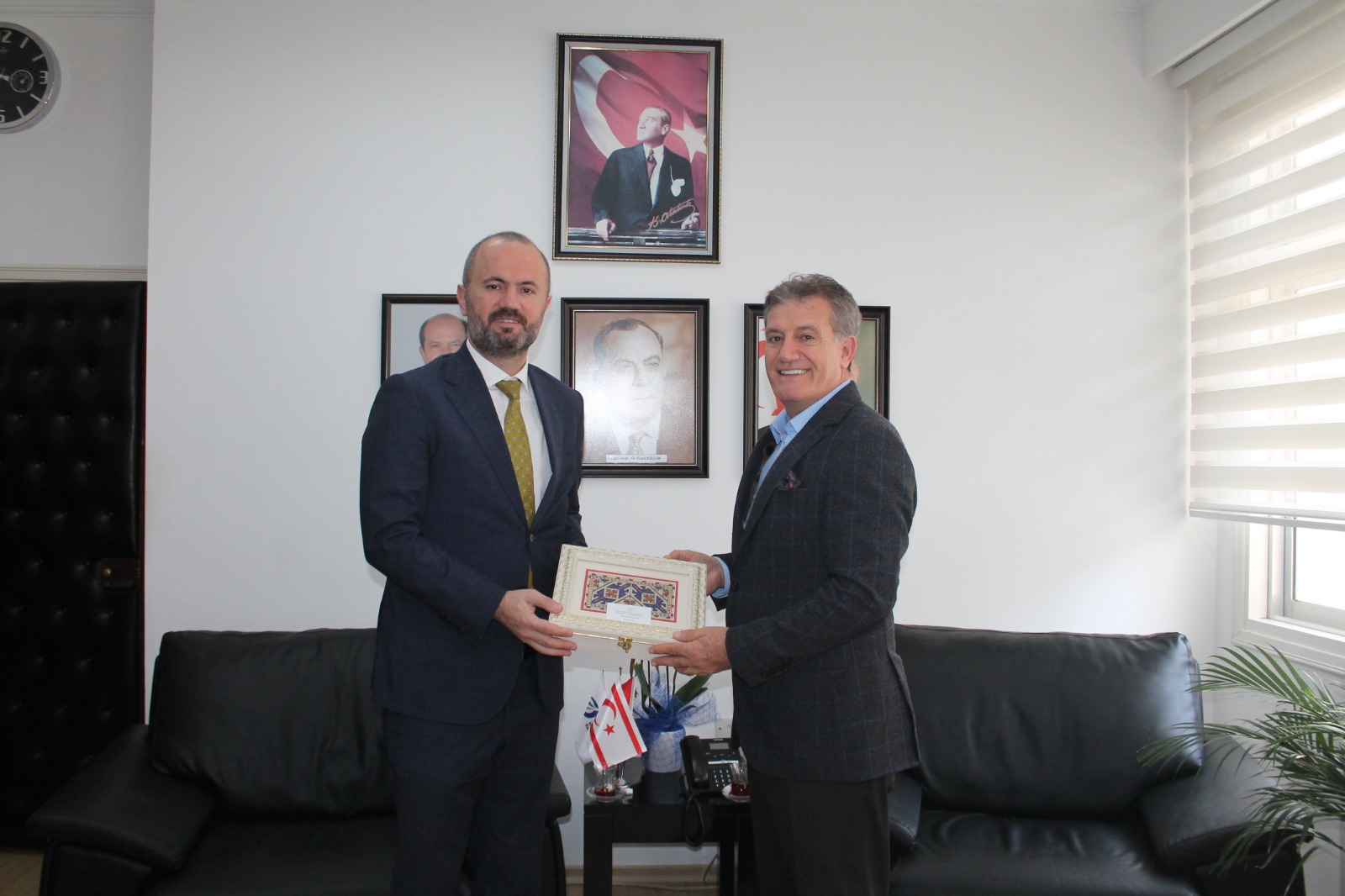 Bayındırlık ve Ulaştırma Bakanı Arıklı, PTT Genel Müdürü Gülten’i kabul etti