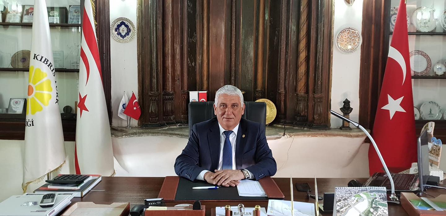 Özçınar, Kurucu Cumhurbaşkanı Denktaş’ı anma mesajı yayımladı