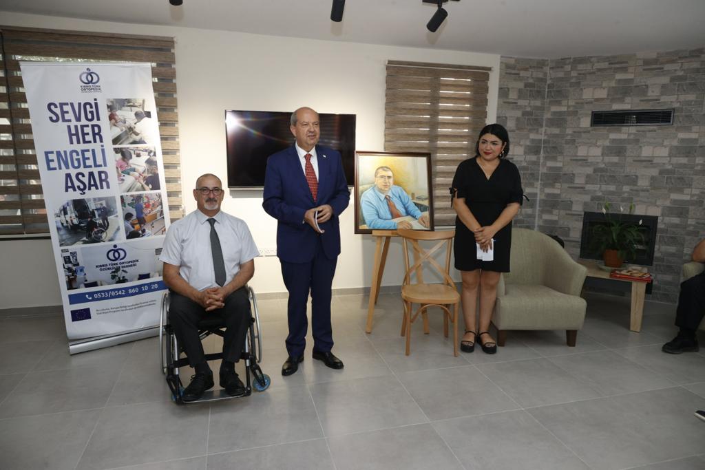 Cumhurbaşkanı Tatar, Günay Kibrit’in kitabın tanıtım ve imza törenine katıldı