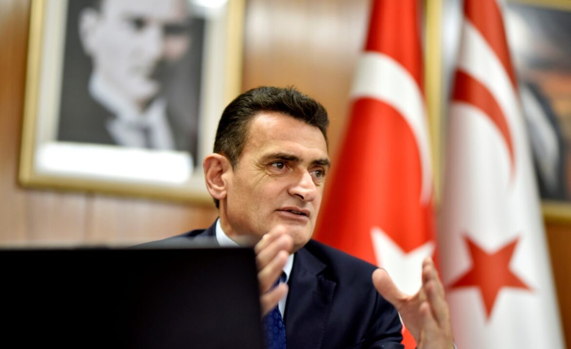 Bakan Oğuz, Limasol’da camiye yapılan saldırıyı kınadı
