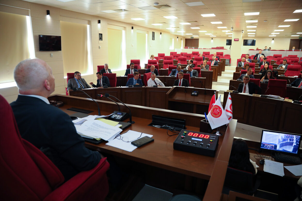 Cumhuriyet Meclisi olağanüstü toplantısı tamamlandı
