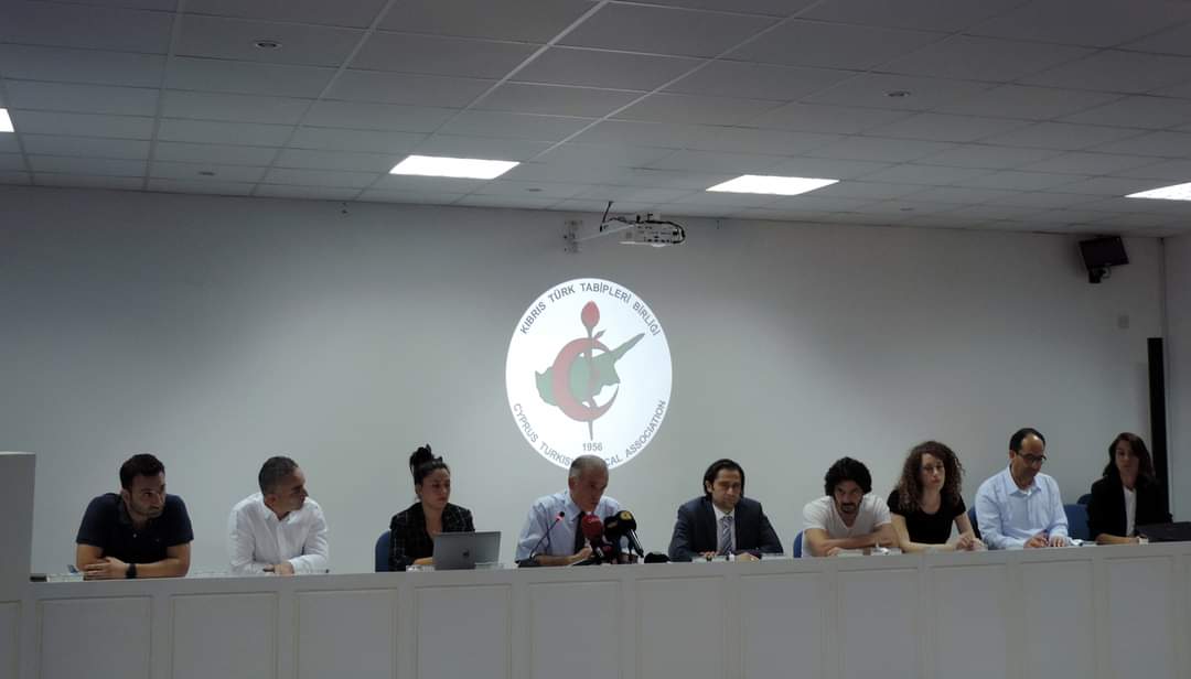 Kıbrıs Türk Tabipleri Birliği, sahte reçete soruşturması ile ilgili basın toplantısı düzenledi