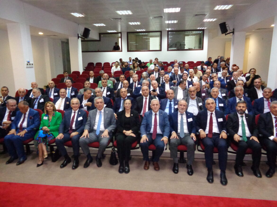 İstanbul Sanayi Odası Kıbrıs Türk Sanayi Odası’nı ziyaret etti