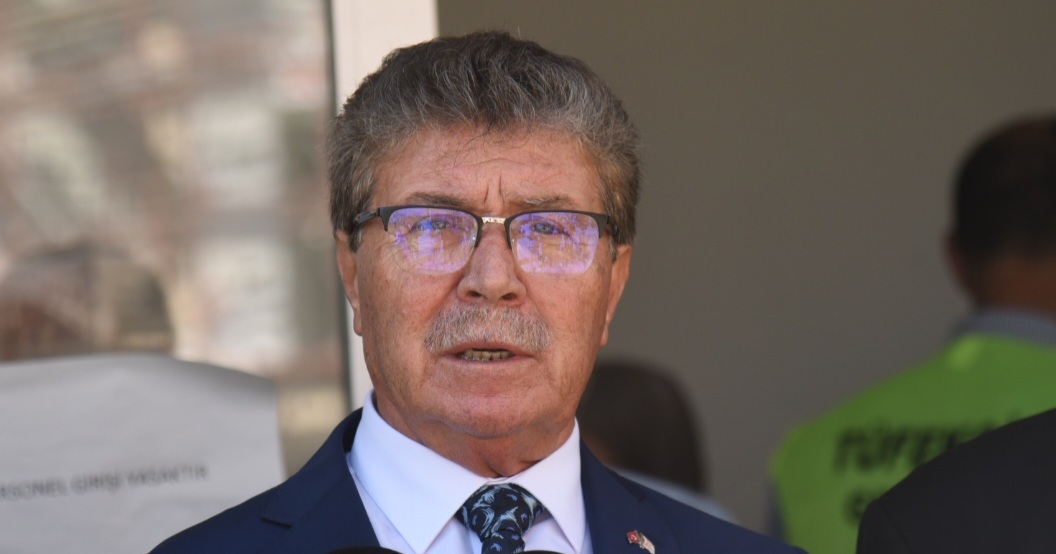 Başbakan Üstel, Şampiyon Melekler Köyü’nü ziyareti öncesi Hatay Valisi Mustafa Masatlı ile bir araya geldi