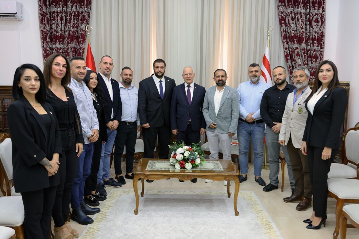 Töre, Kıbrıs Türk Emlakçılar Derneği heyetini kabul etti