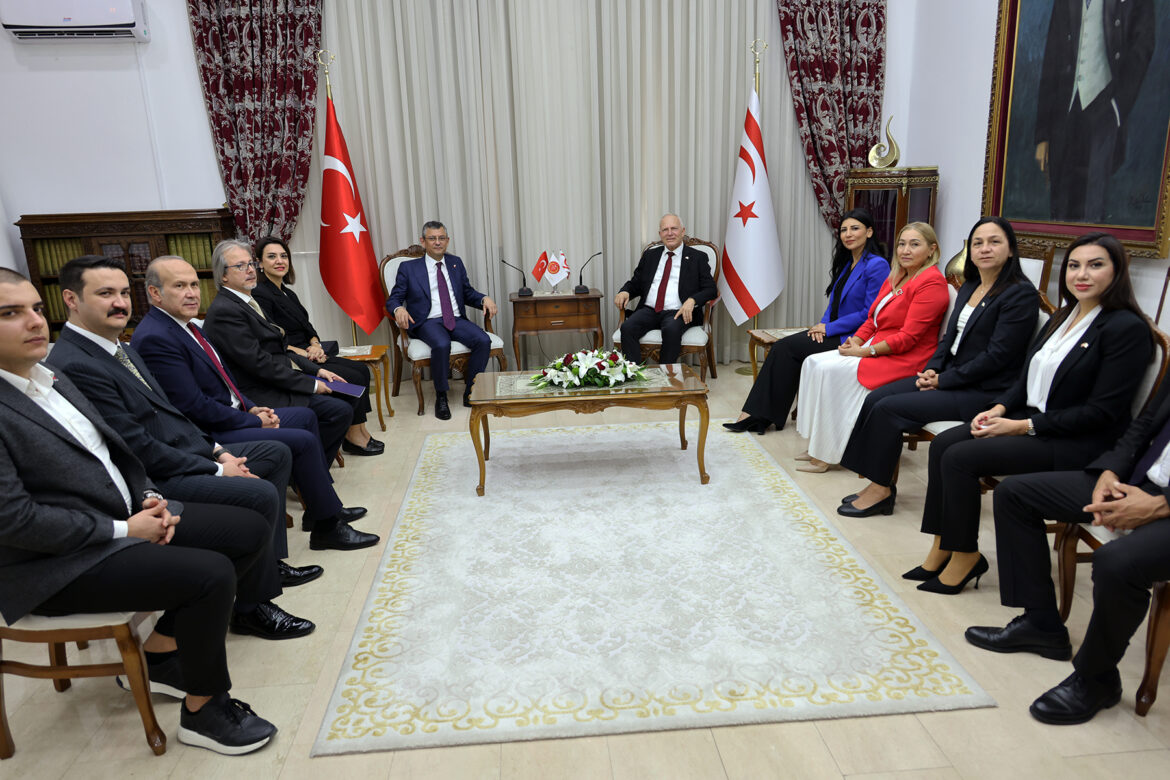 Meclis Başkanı Töre, CHP Genel Başkanı Özel’i kabul etti