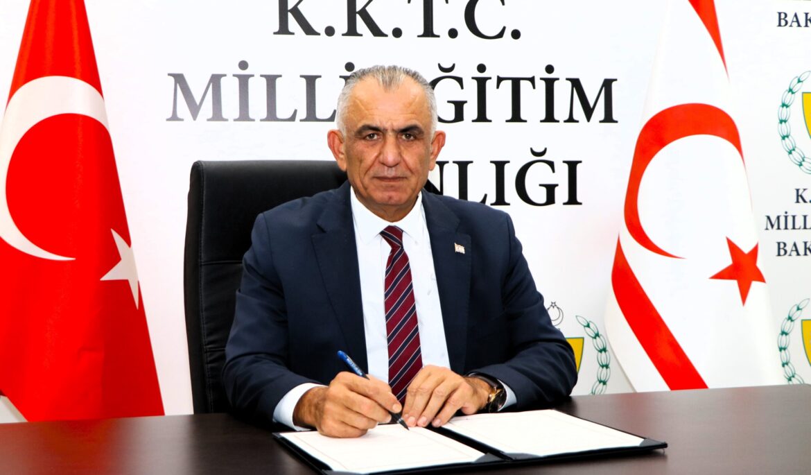 Milli Eğitim Bakanı Çavuşoğlu Dr. Küçük’ü andı