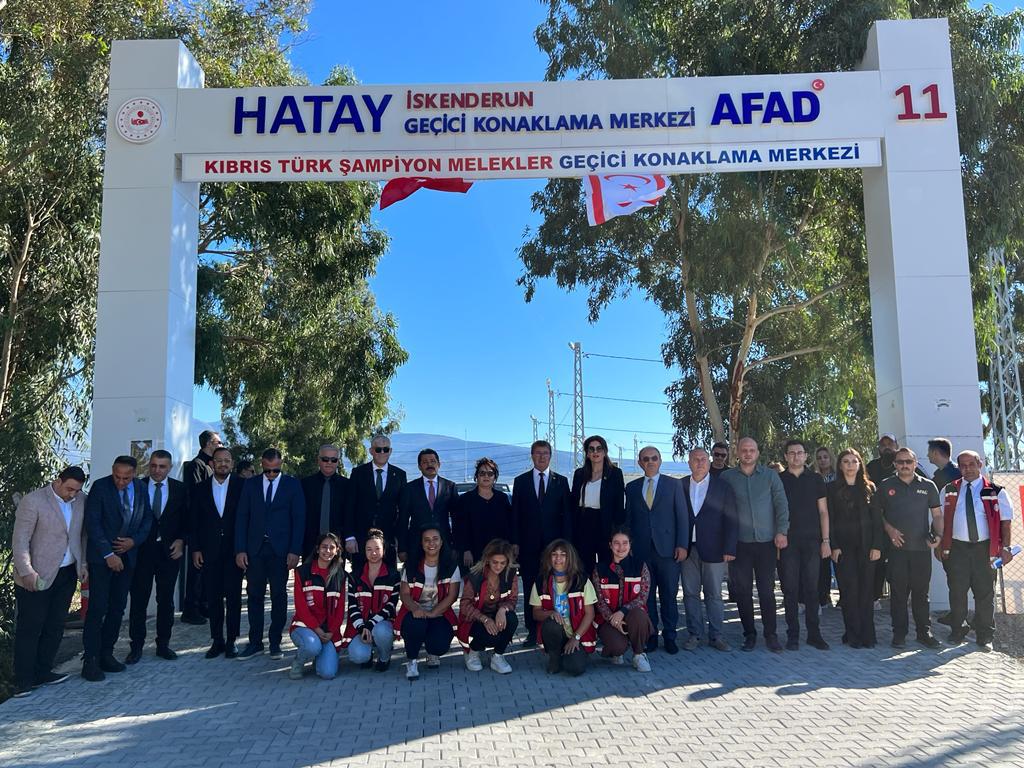 Başbakan Üstel, İskenderun’da Şampiyon Melekler köyünü ziyaret etti:-“Acımız, yasımız birdir”