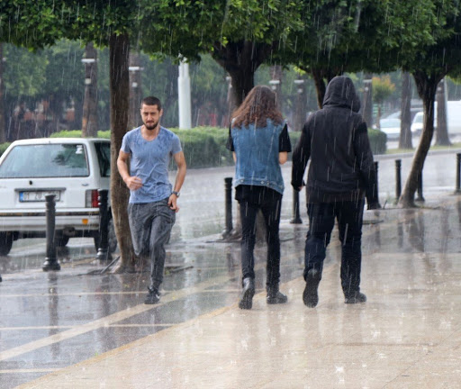 Hafta sonu ‘sağanak ve gök gürültülü sağanak’bekleniyor