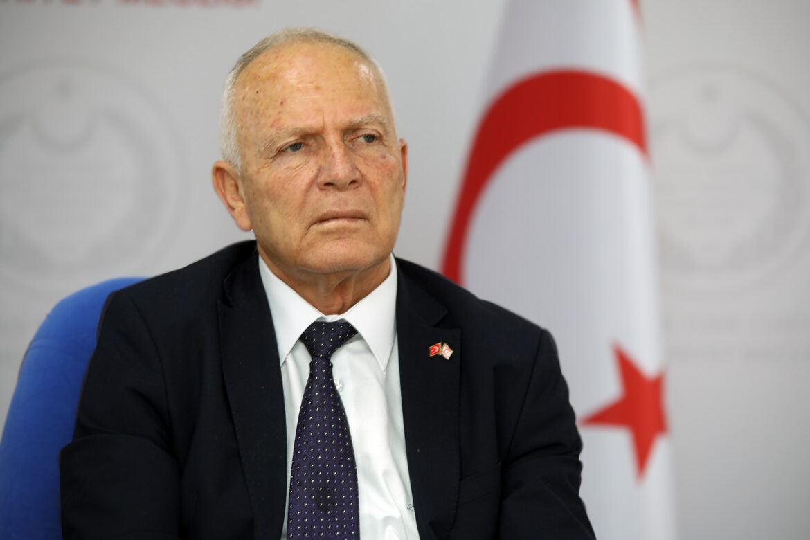 Töre, Ecevit’i andı