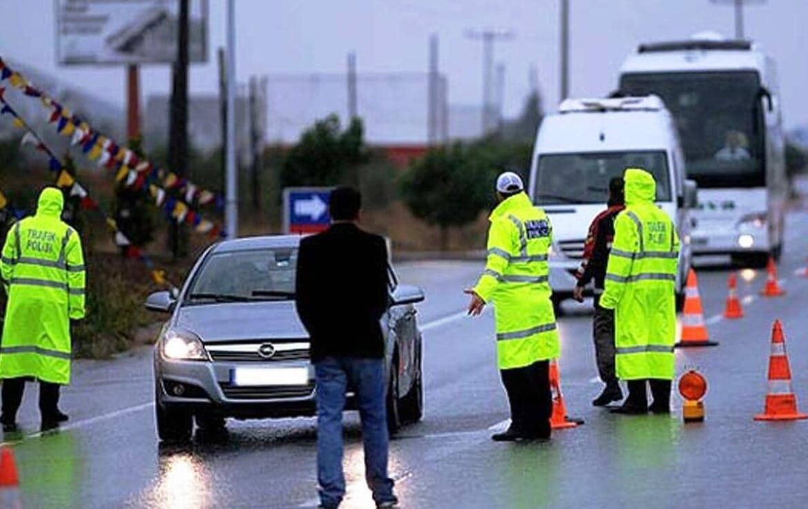 Trafik Dairesi Müdürü Aydın: “Kaçak taşımacılığın önüne geçecek yasal düzenlemeler tamamladı. Düzenleme caydırıcı cezalar içeriyor”