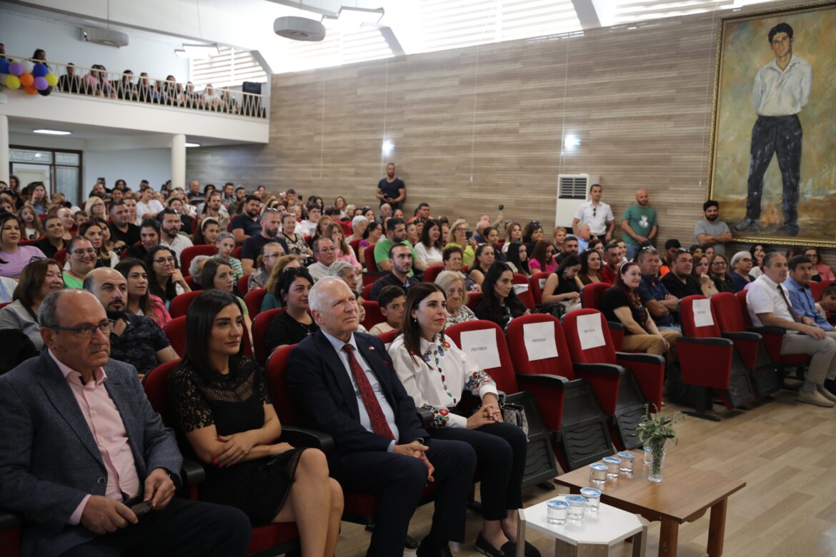 Töre, Şehit Hüseyin Ruso Ortaokulu’nda düzenlenen etkinliğe katıldı