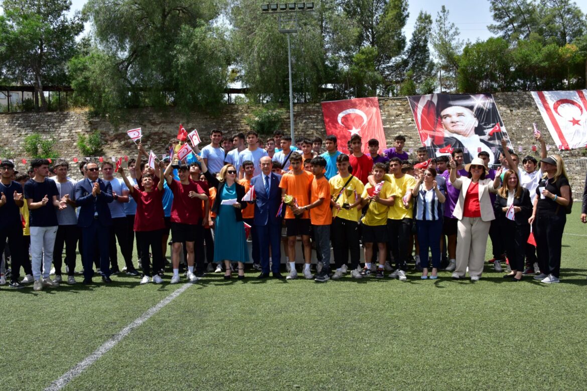 “Atatürk’ün Gençleri Yarışıyor” etkinliğinin ödül töreni yapıldı