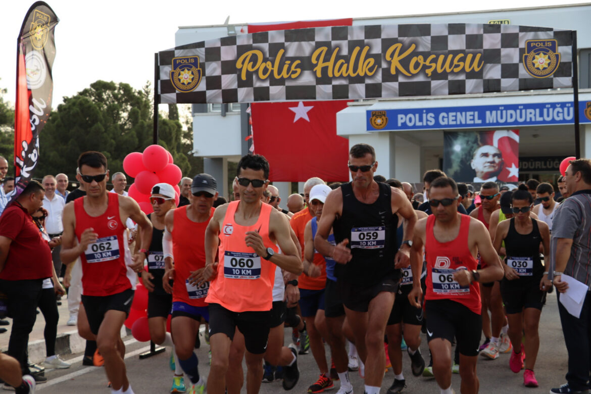 “Polis Halk Koşusu”nun ikincisi yapıldı