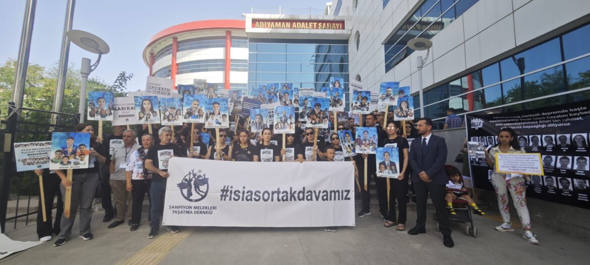 İsias Otel davasının üçüncü duruşması bugün yapılıyor…Karakaya: “Biz nefes alamıyorsak onlar da bunun cezasını en ağır şekilde ödemelidirler”