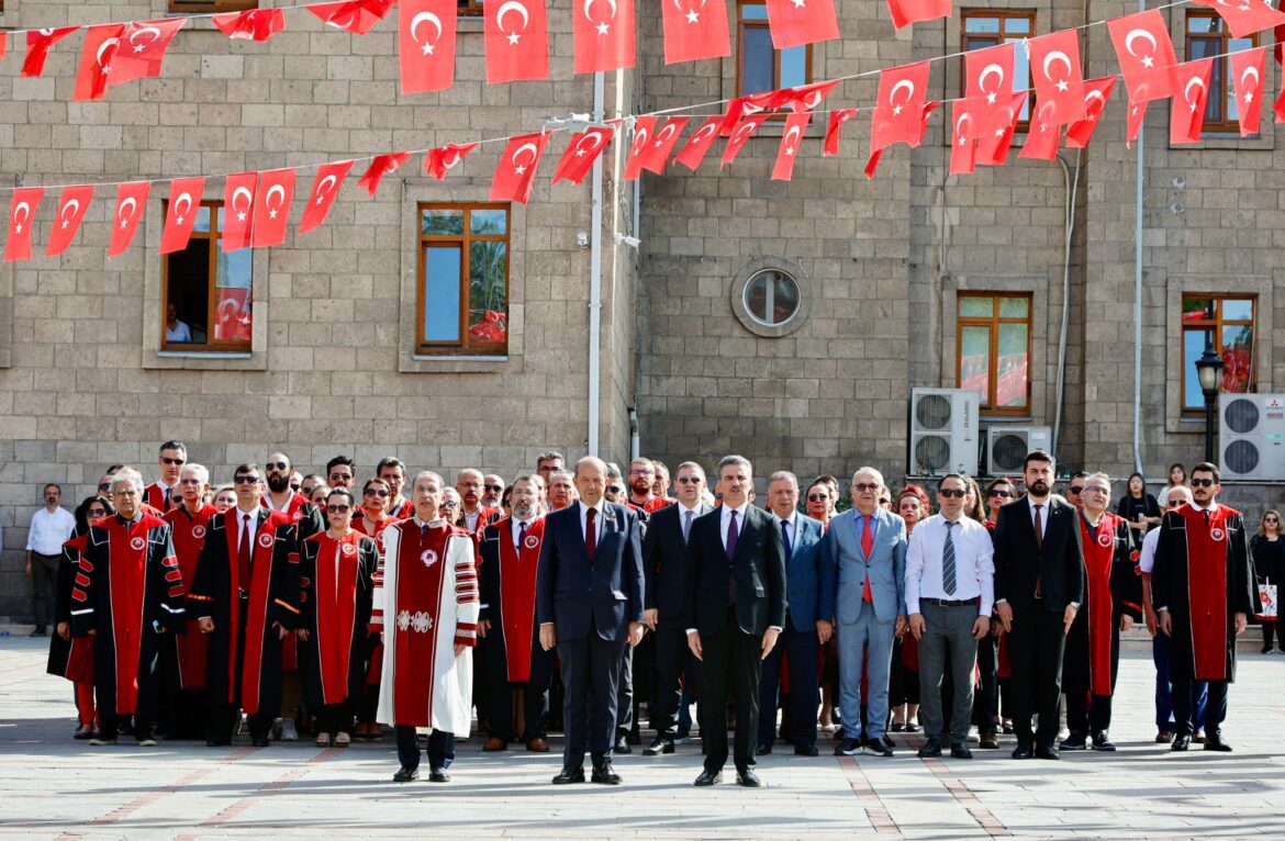 Cumhurbaşkanı Tatar, Süleyman Demirel Üniversitesi mezuniyet törenine katıld