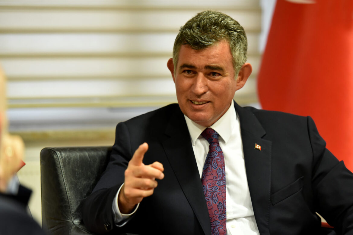 Feyzioğlu: “PKK nasıl bir kuklaysa FETÖ de bir kukladır. Kuklacılar aynıdır”