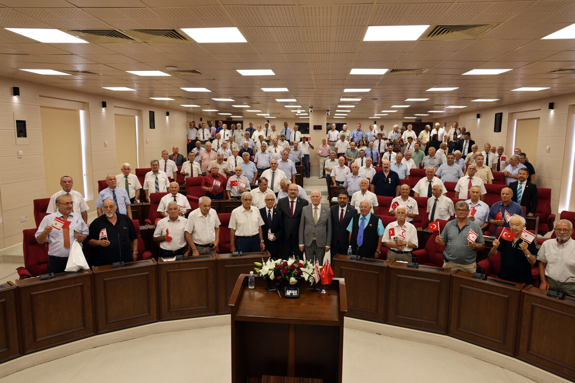 Mücahitler ve muharip derneklerden temsilciler, Meclis Başkanı Töre’yi ziyaret etti