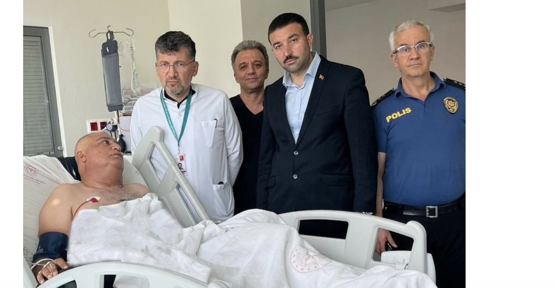 Cumhurbaşkanı  Tatar, Adem Altun ve doktoru Dr. Mesut Sönmez ile görüşüp bilgi aldı