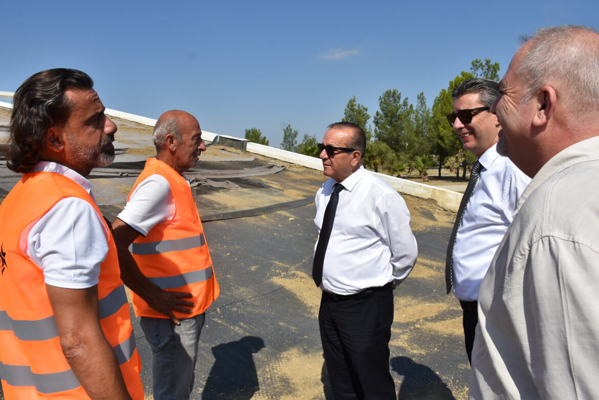 Rauf Raif Denktaş Anıt Mezarı’nda çalışmalar sürüyor… Ataoğlu: “İlk etap 15 Kasım’a hazır olacak”