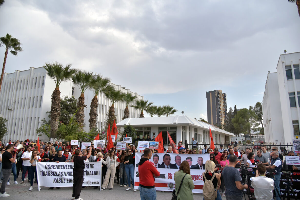 KTOEÖS, Başbakanlık önünde eylem yaptı