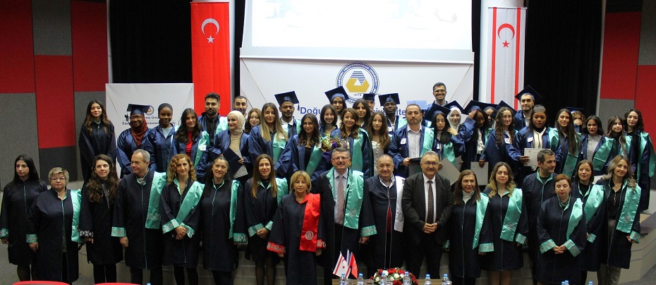 DAÜ Eczacılık Fakültesi güz dönemi mezunları yemin etti