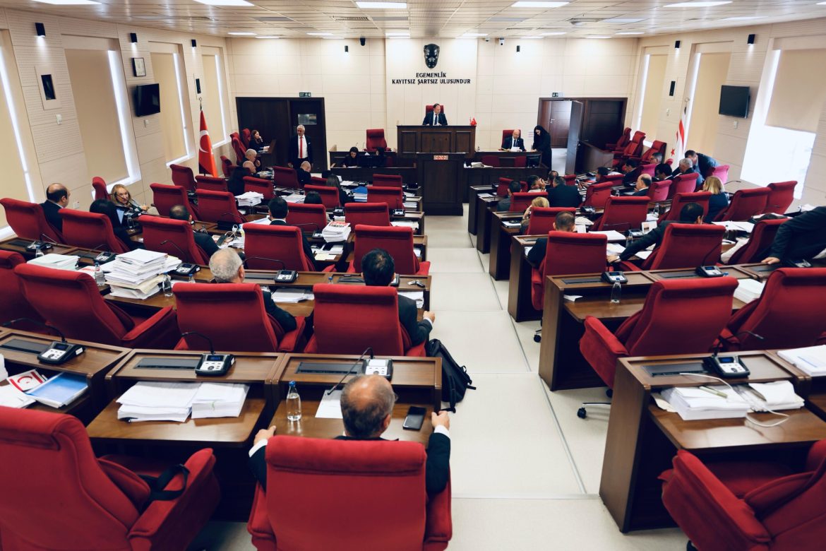 Meclis Genel Kurulu bugünkü çalışmasını tamamladı