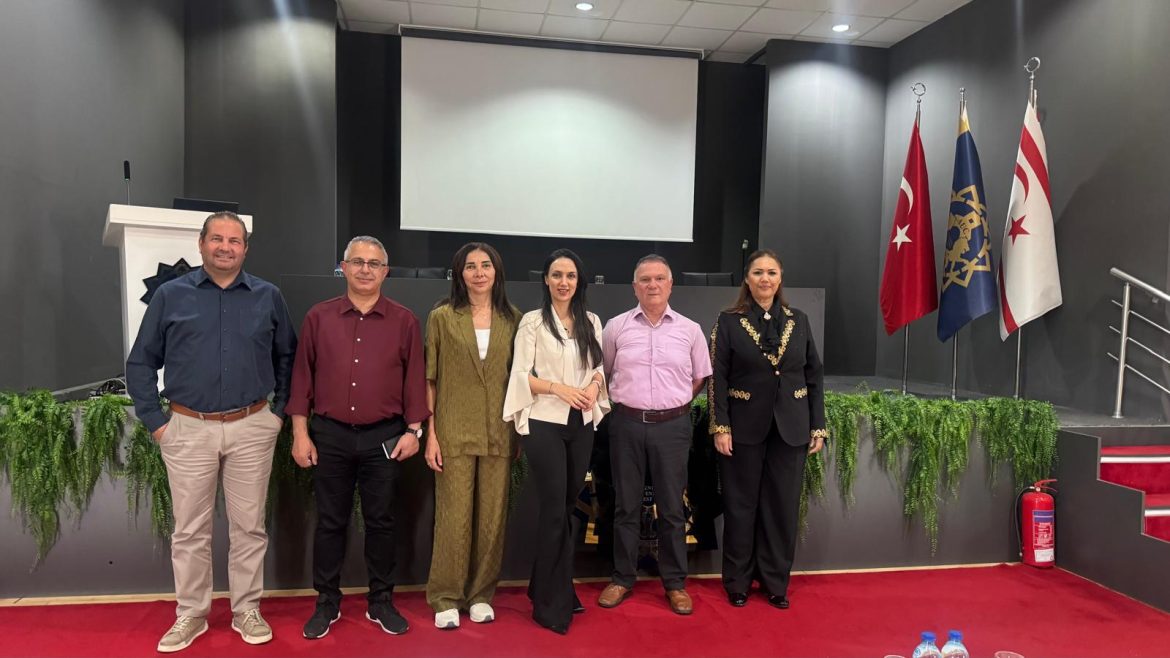 KAÜ’de Ergüçlü’nün anısını onurlandırmak için panel düzenlendi