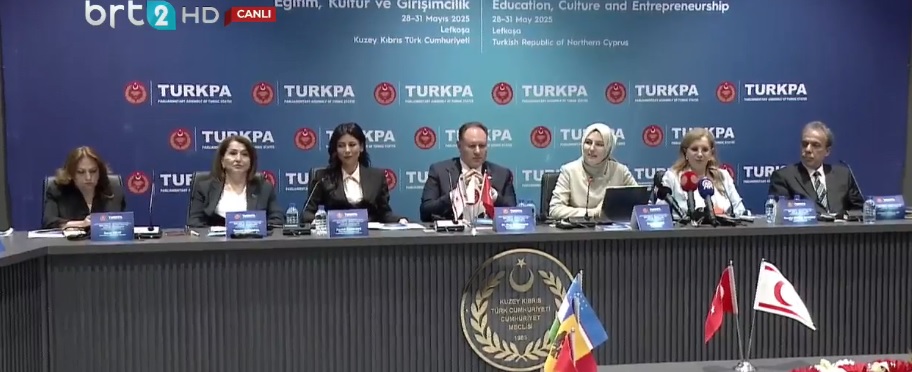 ‘1. Türk Kadın Parlamenterler Zirvesi Cumhuriyet Meclisi’nde gerçekleştiriliyor