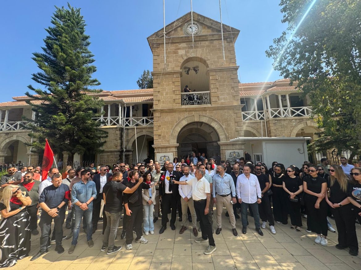 Disiplin Tüzüğü davası 22 Mayıs’a ertelendi