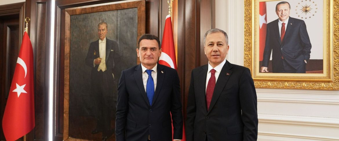 Dursun Oğuz ve heyeti, Ali Yerlikaya ile Ankara’da görüştü