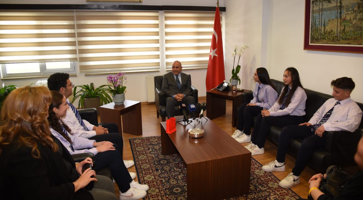 Başçeri, 20 Temmuz Fen Lisesi öğrencilerini kabul etti