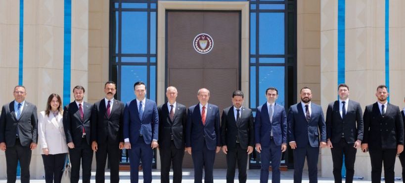 Cumhurbaşkanı Tatar, UBP Gençlik Kolları, AK Parti Gençlik Kolları ile Yeni Azerbaycan Partisi Gençlik Kolları heyetlerini kabul etti