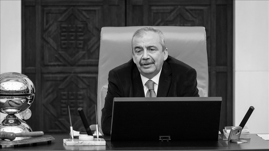 Öztürkler, Sırrı Süreyya Önder’in vefatı dolayısıyla taziye mesajı yayımladı