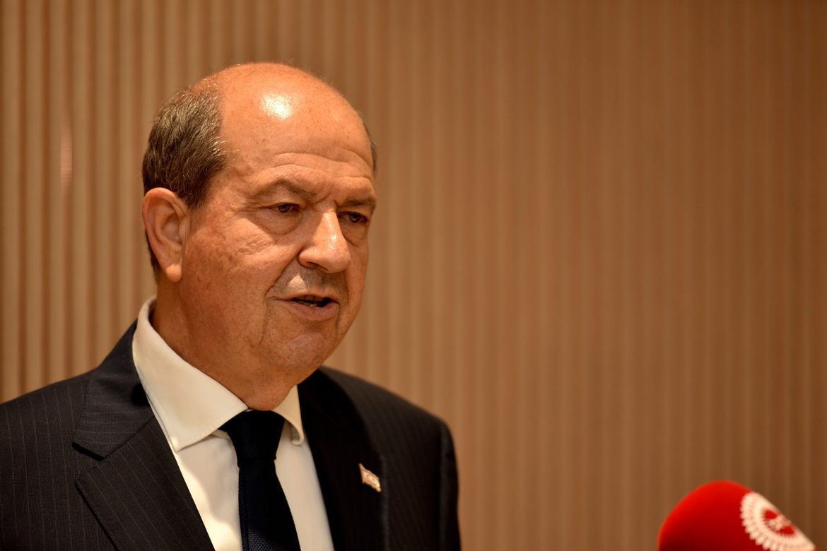 Tatar : “Kıbrıs Türk halkının egemenlik hakkını korumak için birlikte hareket etmeliyiz…Hepimiz aynı gemideyiz”