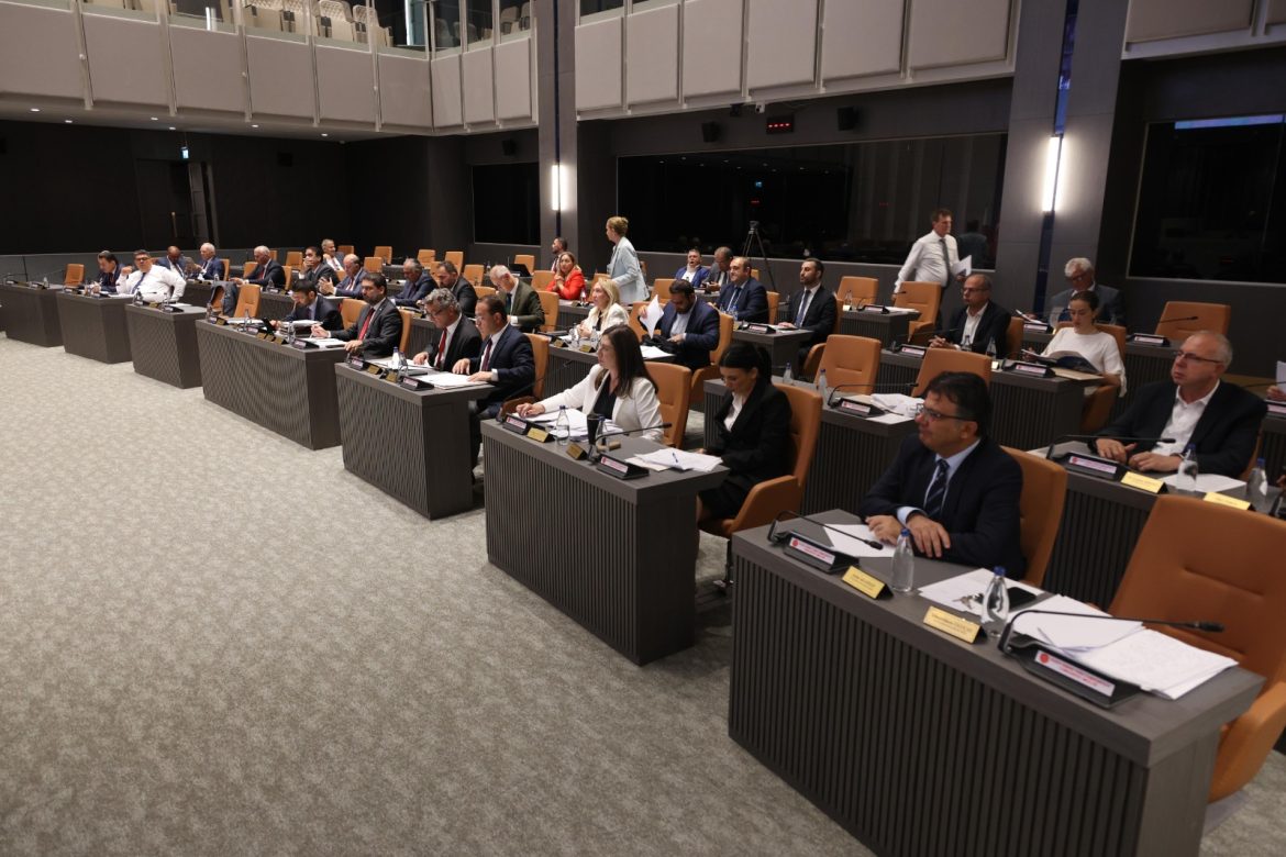 Meclis Genel Kurulu güncel konuşmalarla devam ediyor