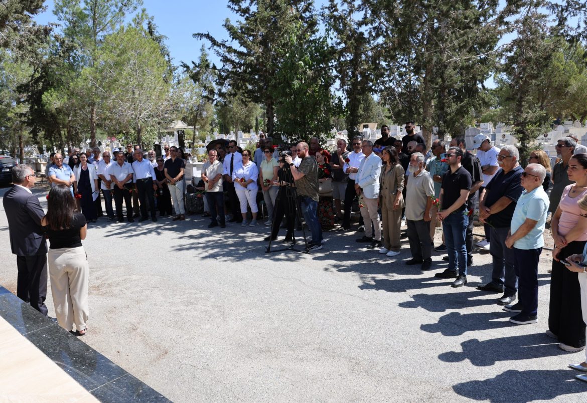 Naci Talat ölümünün 34’üncü yılında kabri başında anıldı