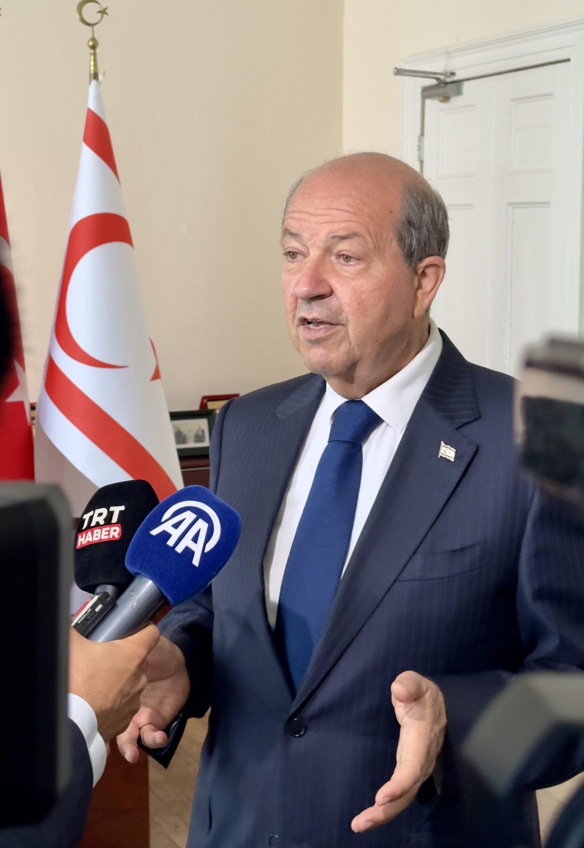 Cumhurbaşkanı Tatar, KKTC’ye direkt uçuşlara engel olunmaması gerektiğini söyledi