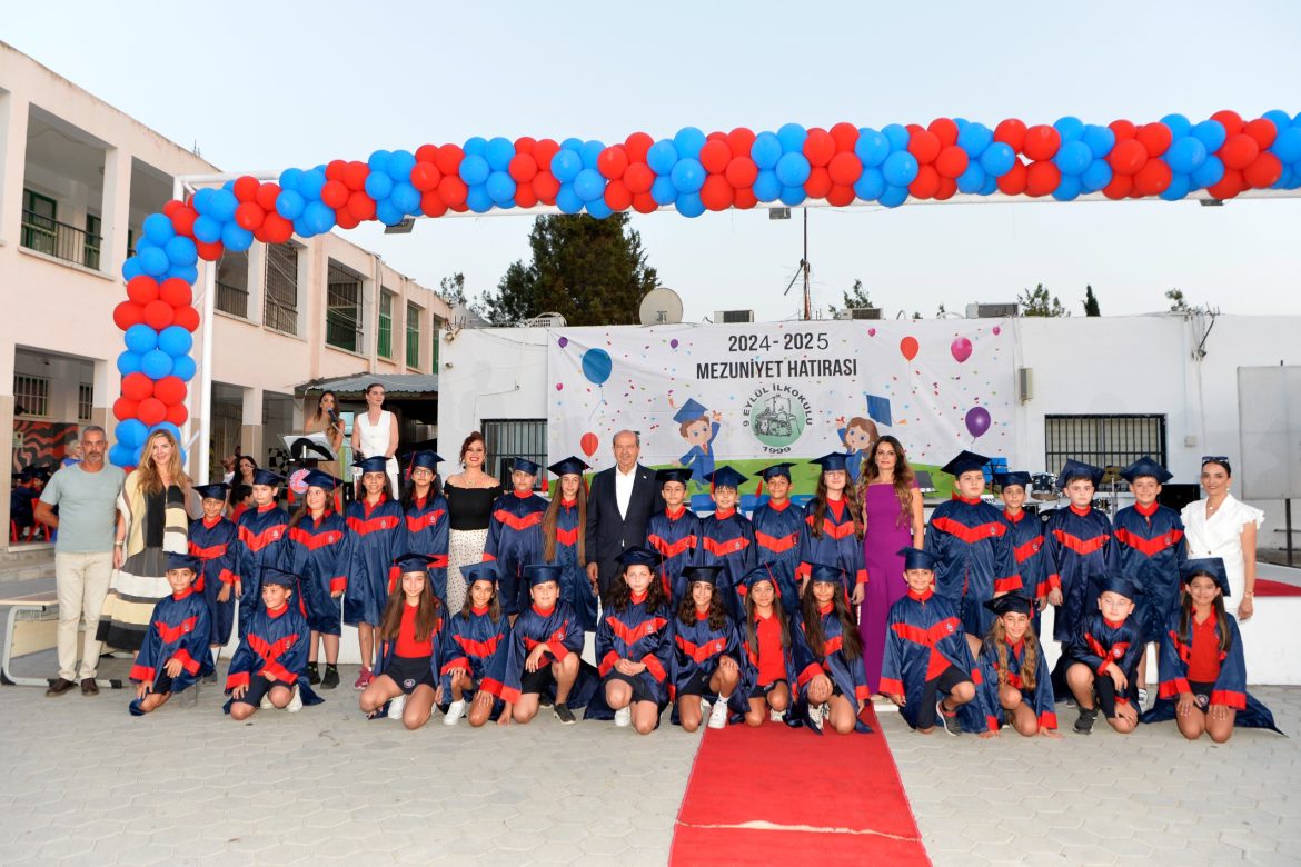 Cumhurbaşkanı Tatar, Lefkoşa 9 Eylül İlkokulu’nun mezuniyet törenine katıldı