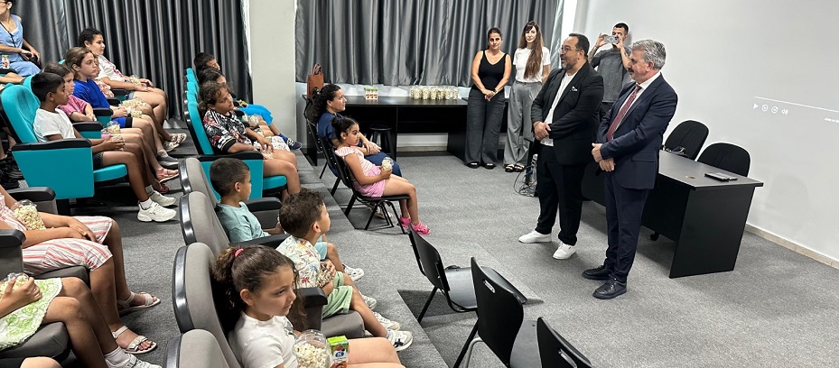 Engelsiz Sinema Salonu ve Aktivite Merkezi’nde animasyon film gösterimi yapıldı